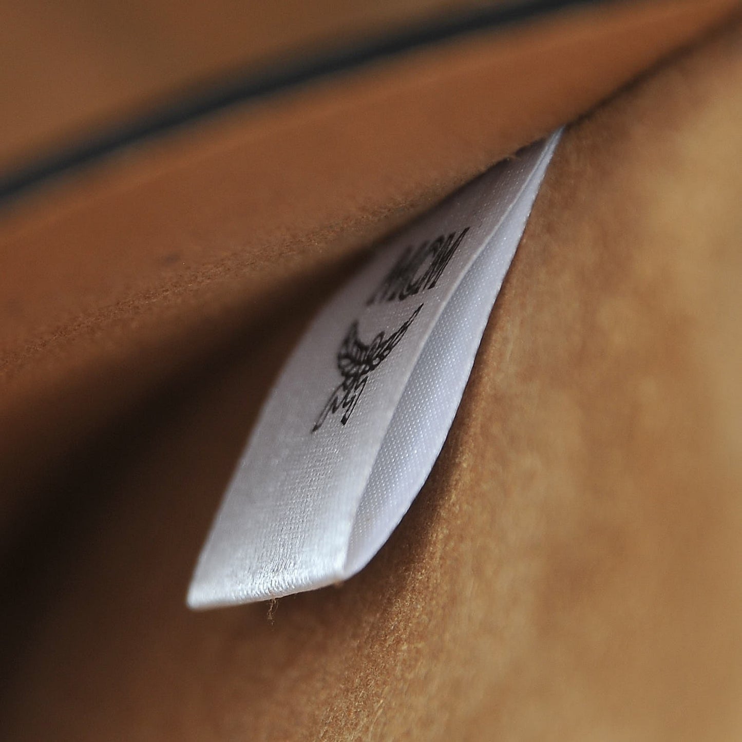 Grained Calfskin Large Milla Hobo Black