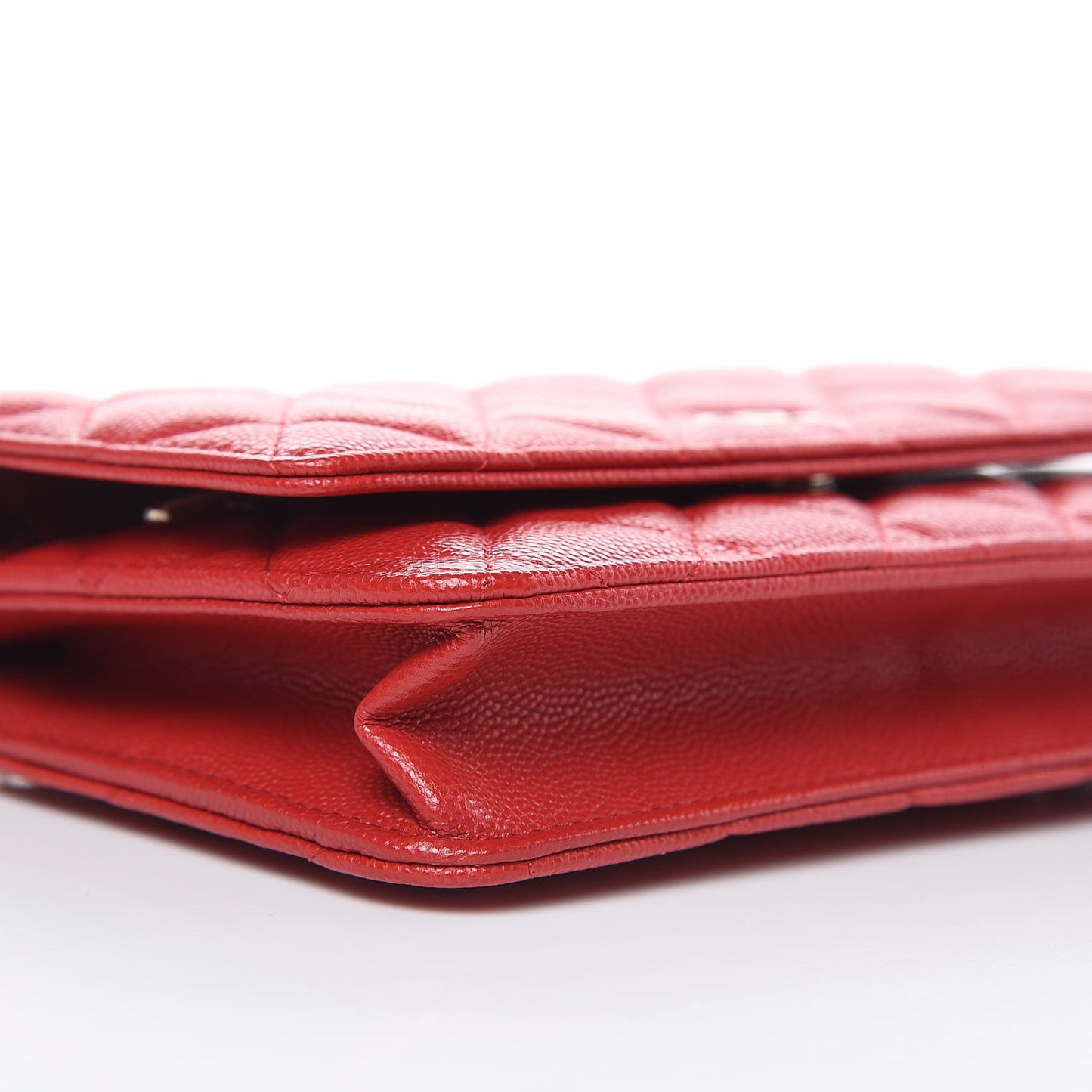 Caviar Quilted Wallet on Chain WOC Red