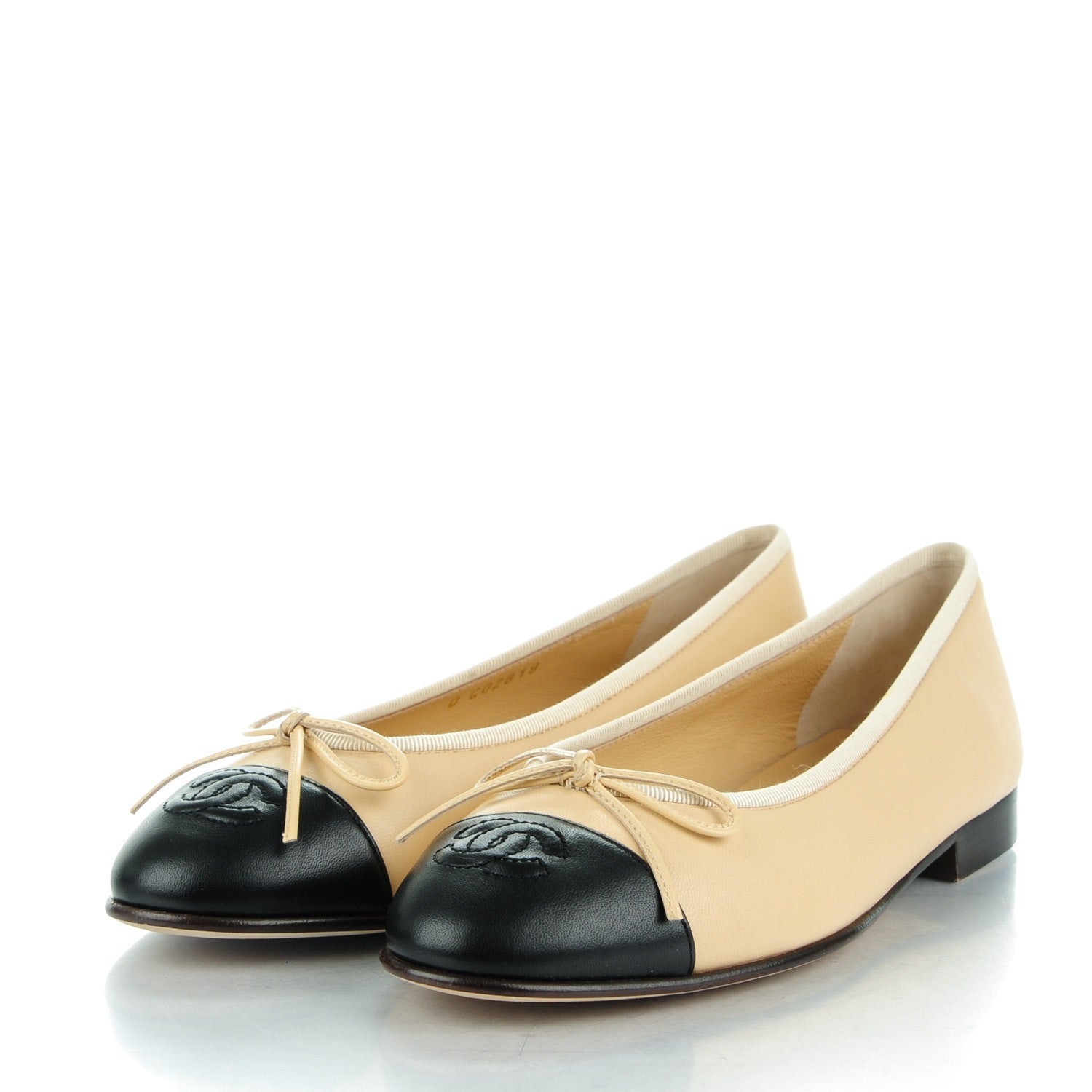 Chanel Lambskin Cap Toe Ballerina Flats 37 Beige Black 3 of 9