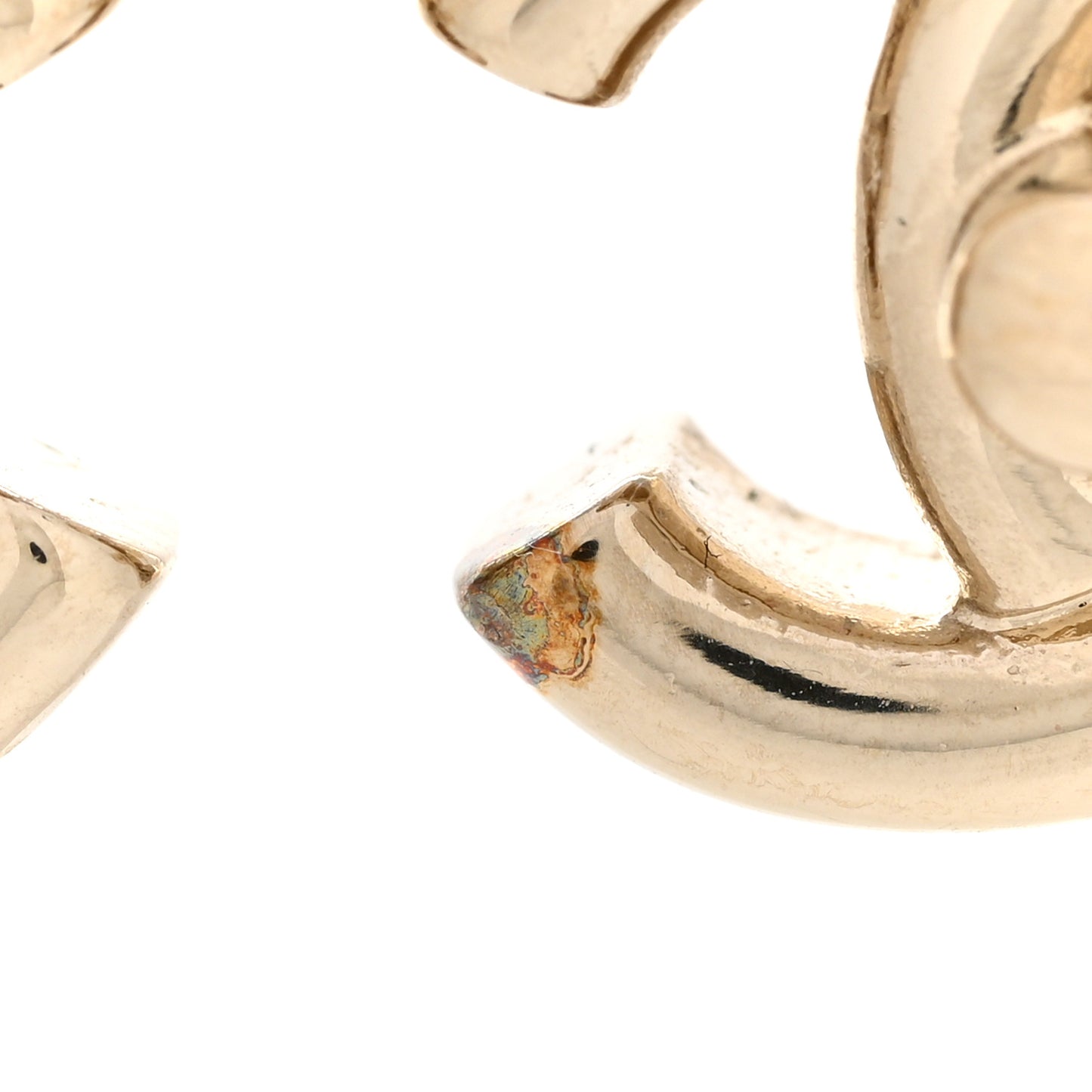 Metal CC Turnlock Earrings Gold