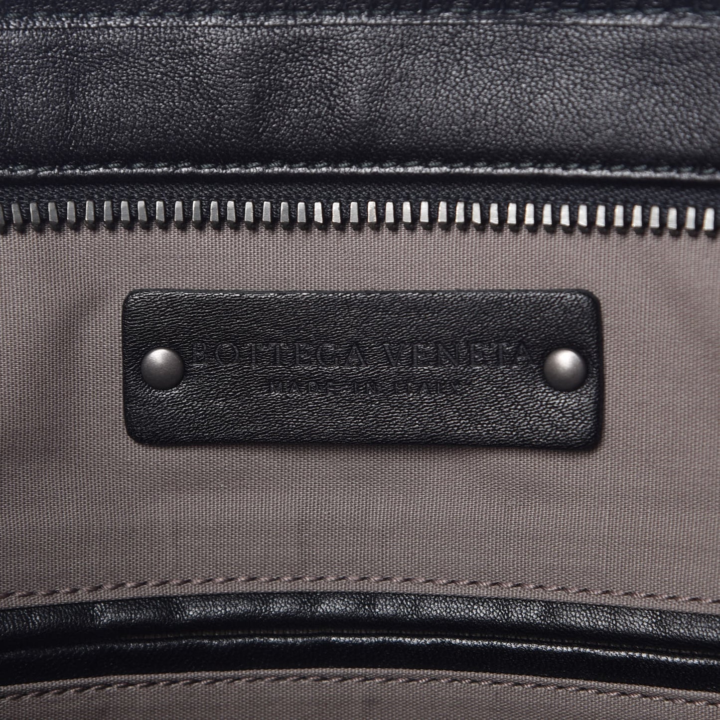 Nappa Intrecciato Briefcase Medium Grey Black