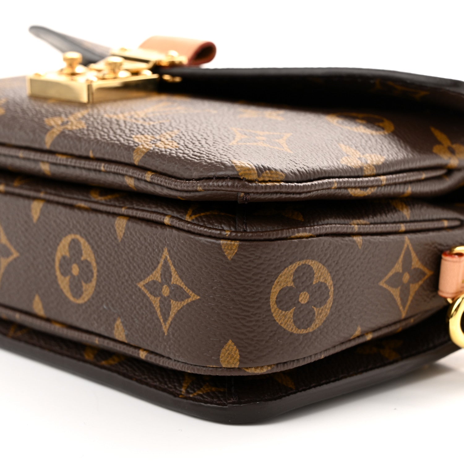 Louis Vuitton Monogram Pochette Metis East West 9 of 9