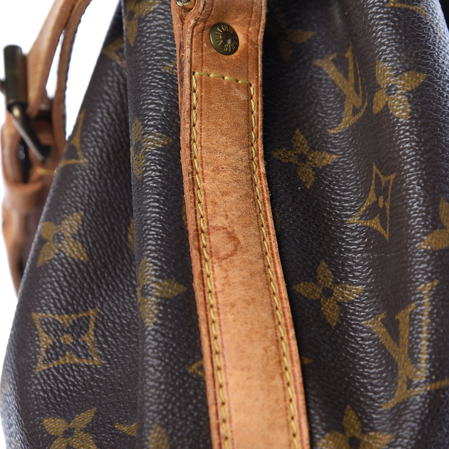 Monogram Noe