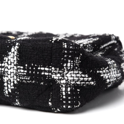 Chanel Tweed Quilted Medium 19 Flap Black White 9 of 10