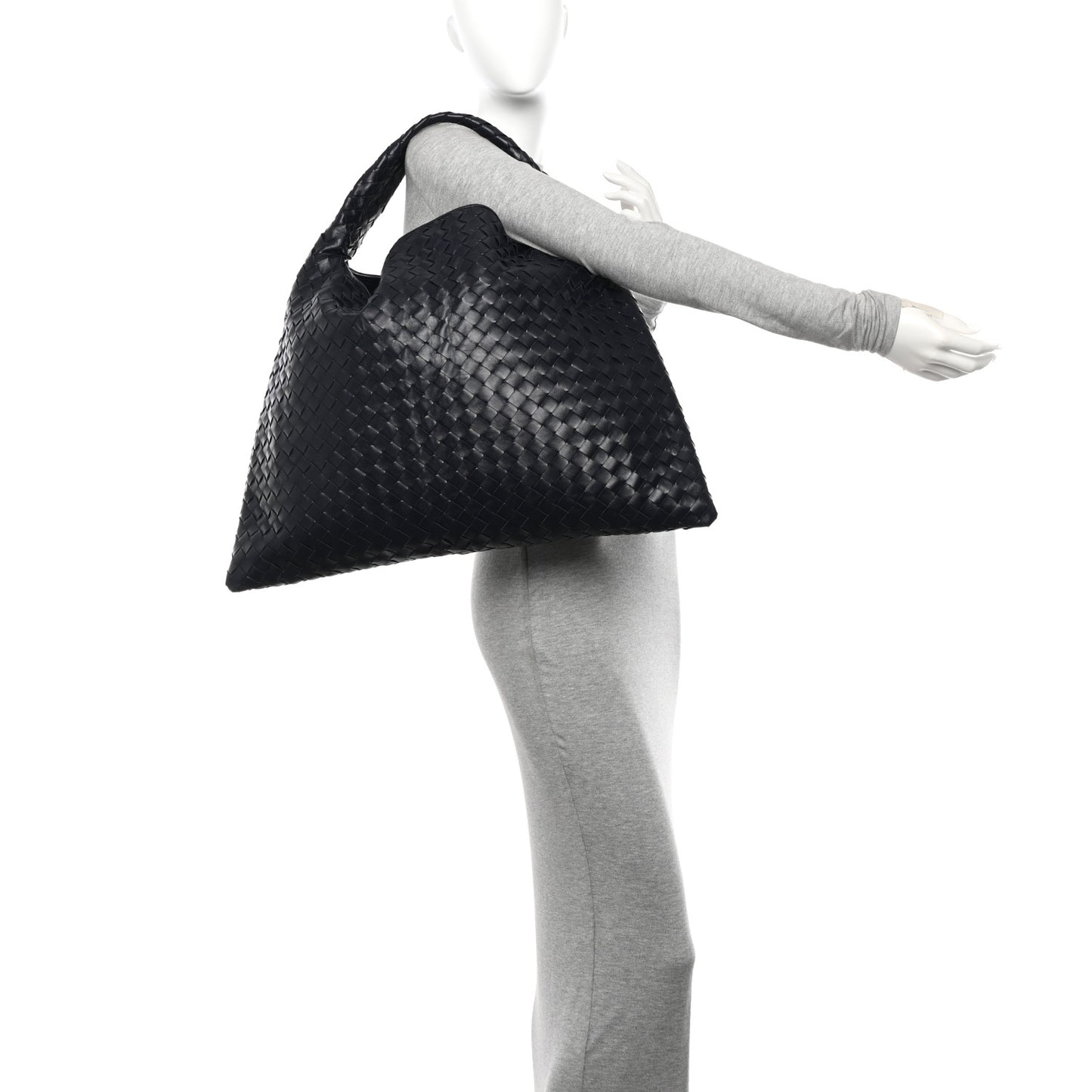 Calfskin Intrecciato Large Hop Space
