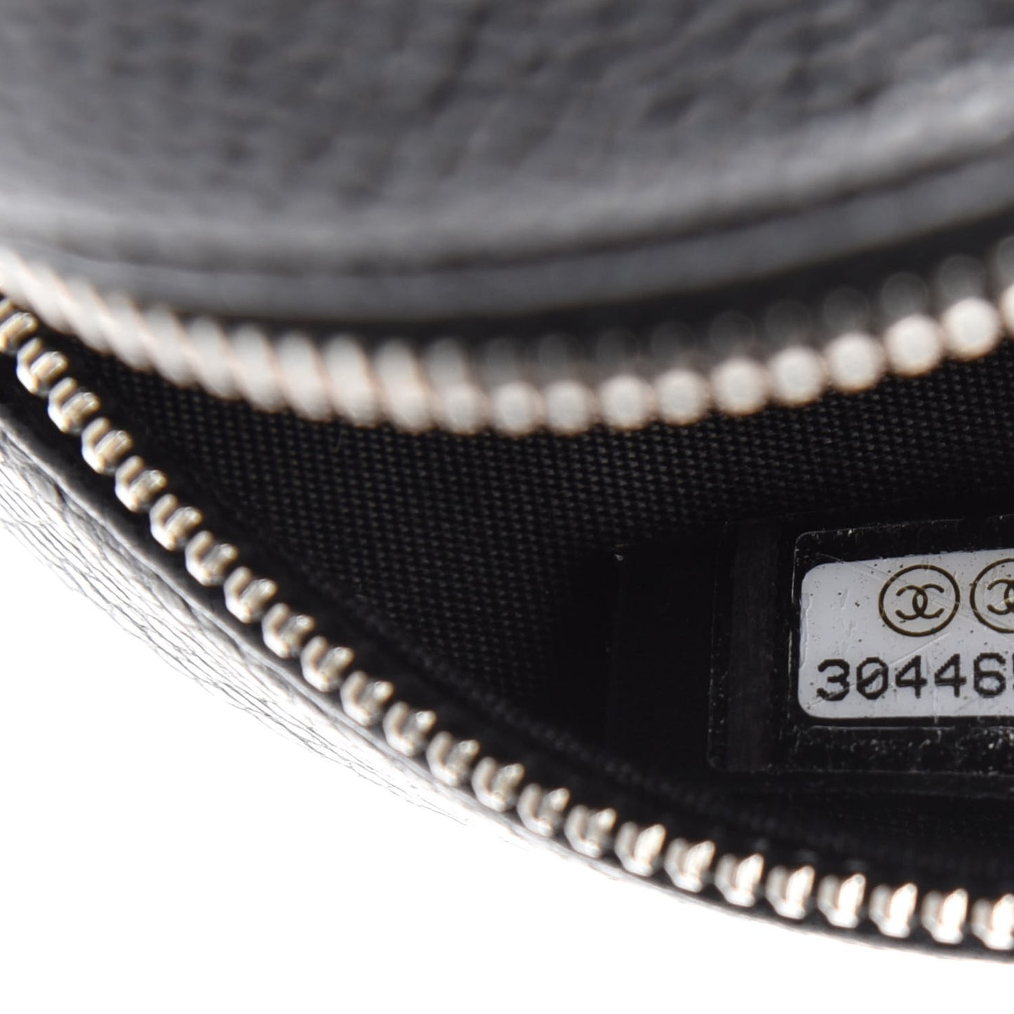 Caviar Camellia Embossed Round Clutch With Chain Black
