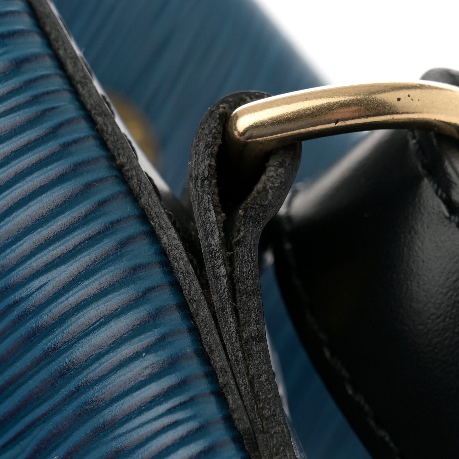 Louis Vuitton Epi Petit Bi-Color Noe Bleu Toledo Black 10 of 12