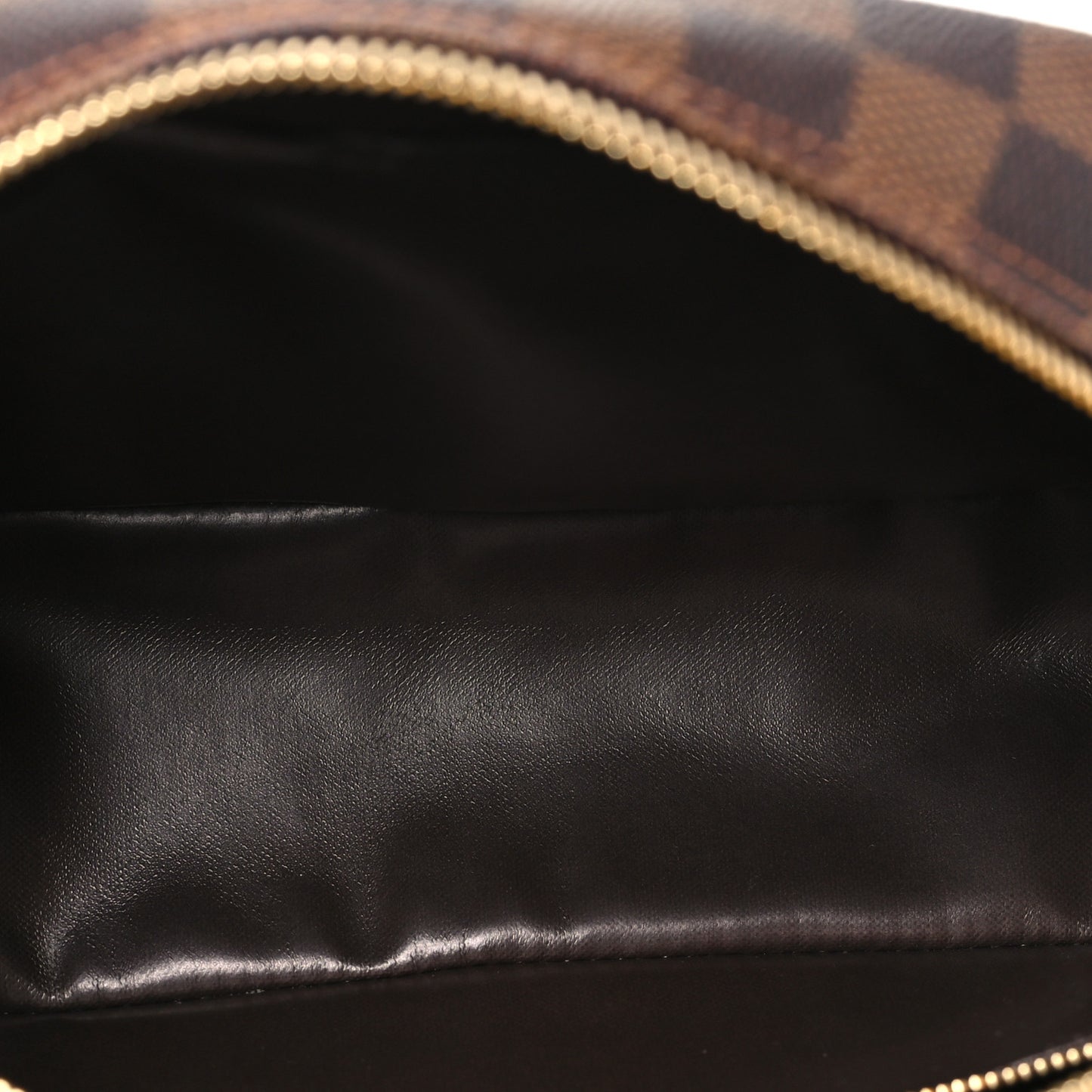 Damier Ebene Toiletry Bag 25