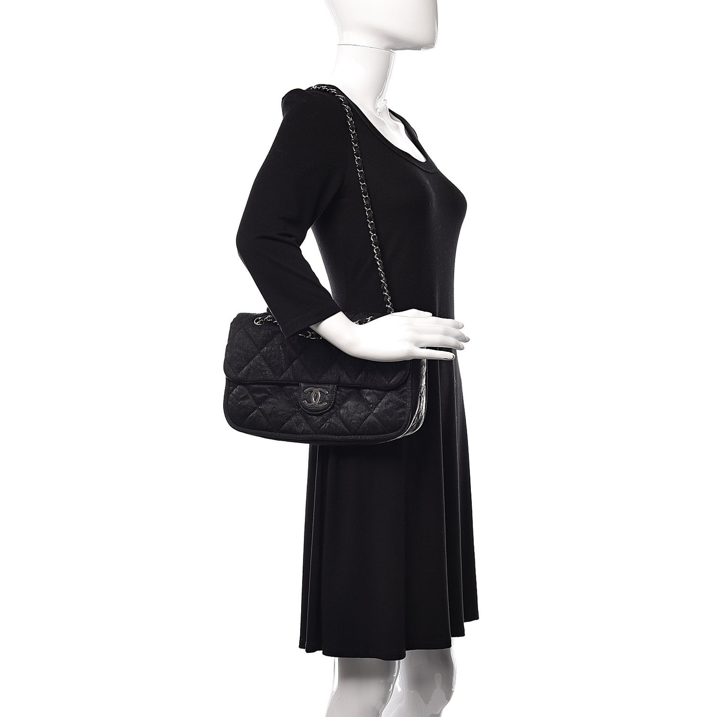 Coated Canvas Quilted Le Marais Flap Black