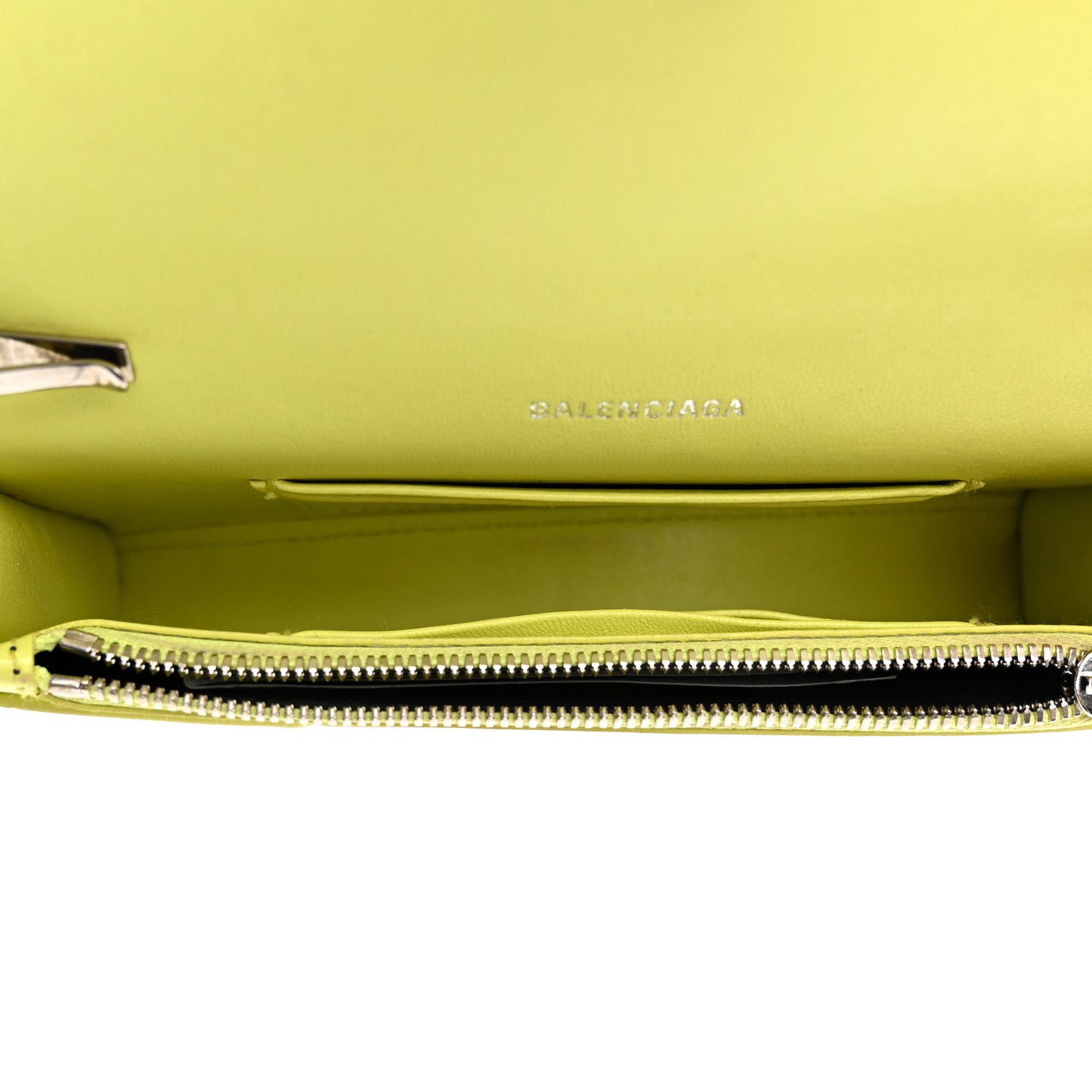 Shiny Box Calfskin XS Hourglass Wallet On Chain Lime