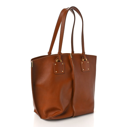 Chloe Smooth Calfskin Medium Vick Tote Caramel 4 of 9