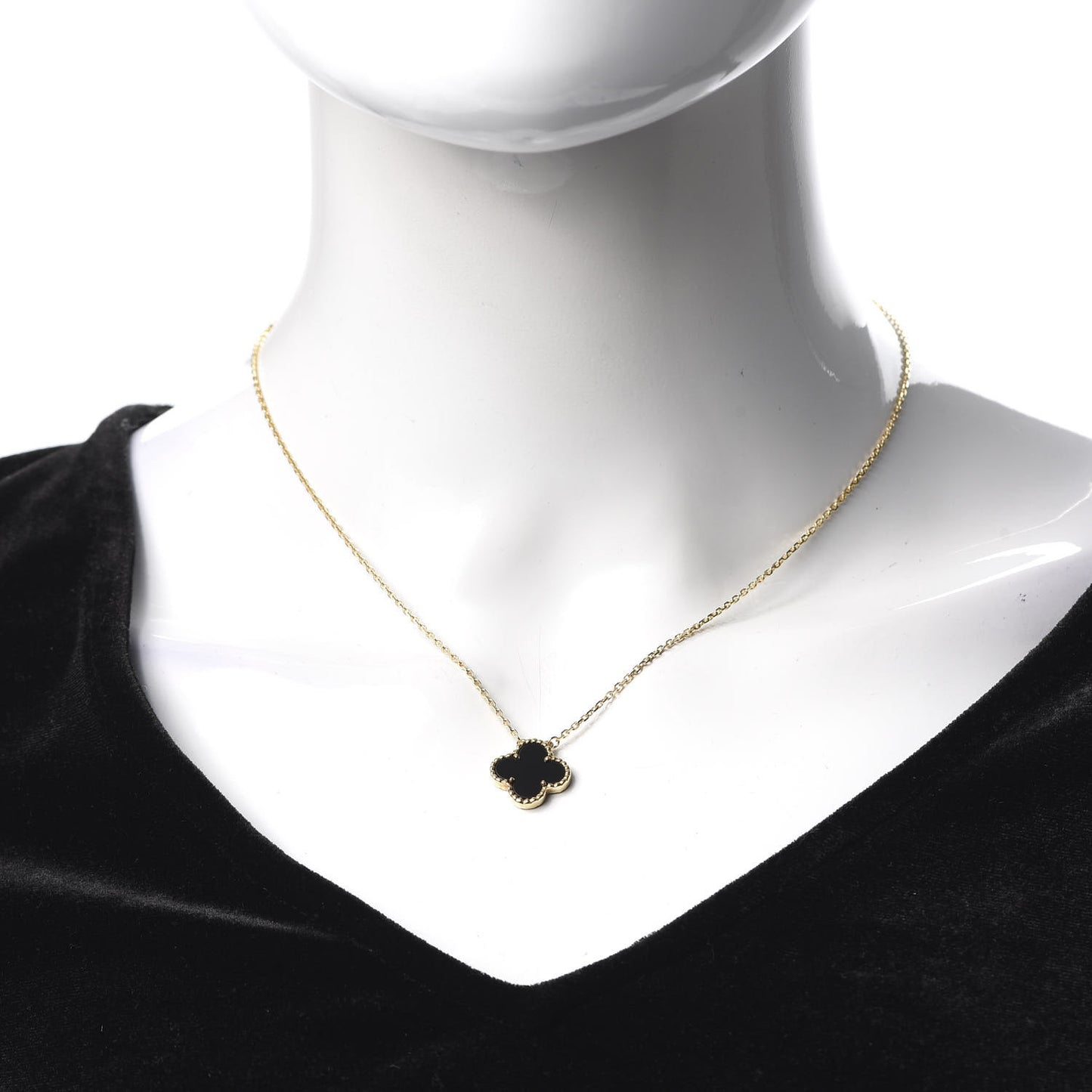 18K Yellow Gold Black Onyx Vintage Alhambra Pendant Necklace