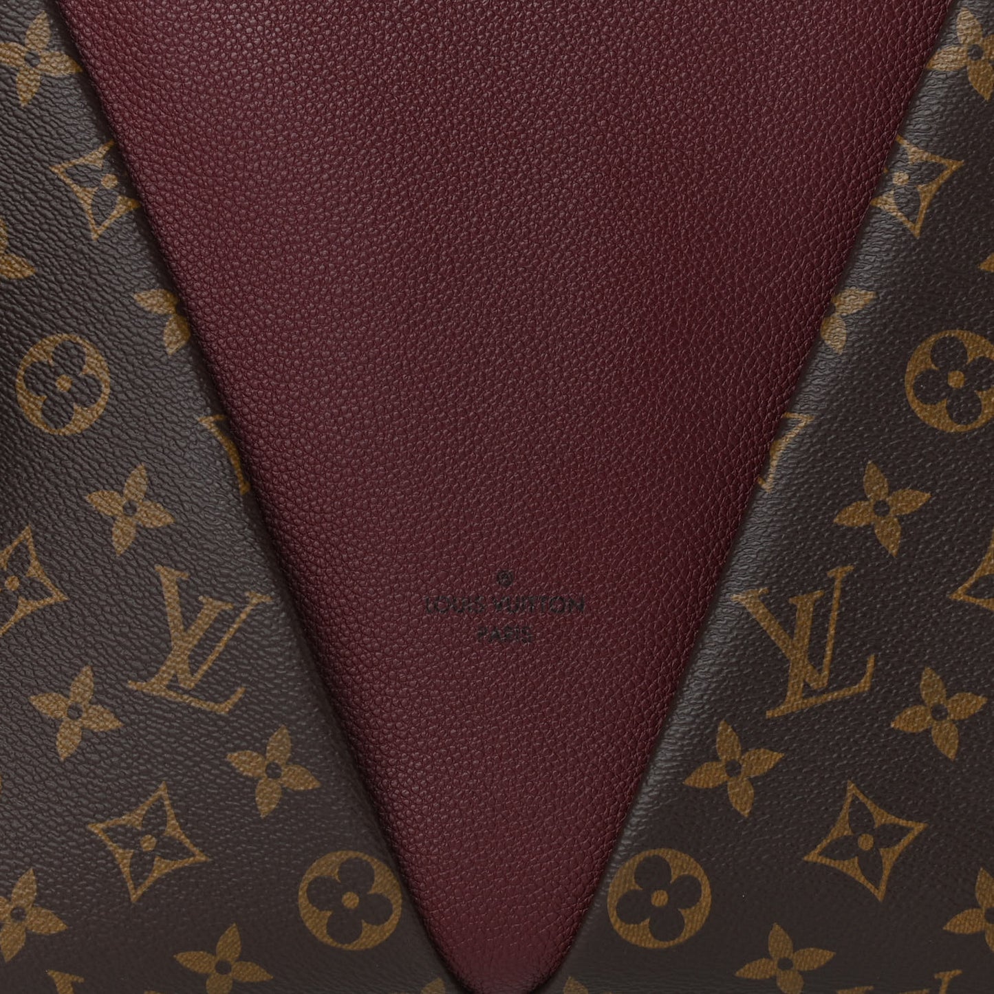 Monogram V Tote MM Bordeaux