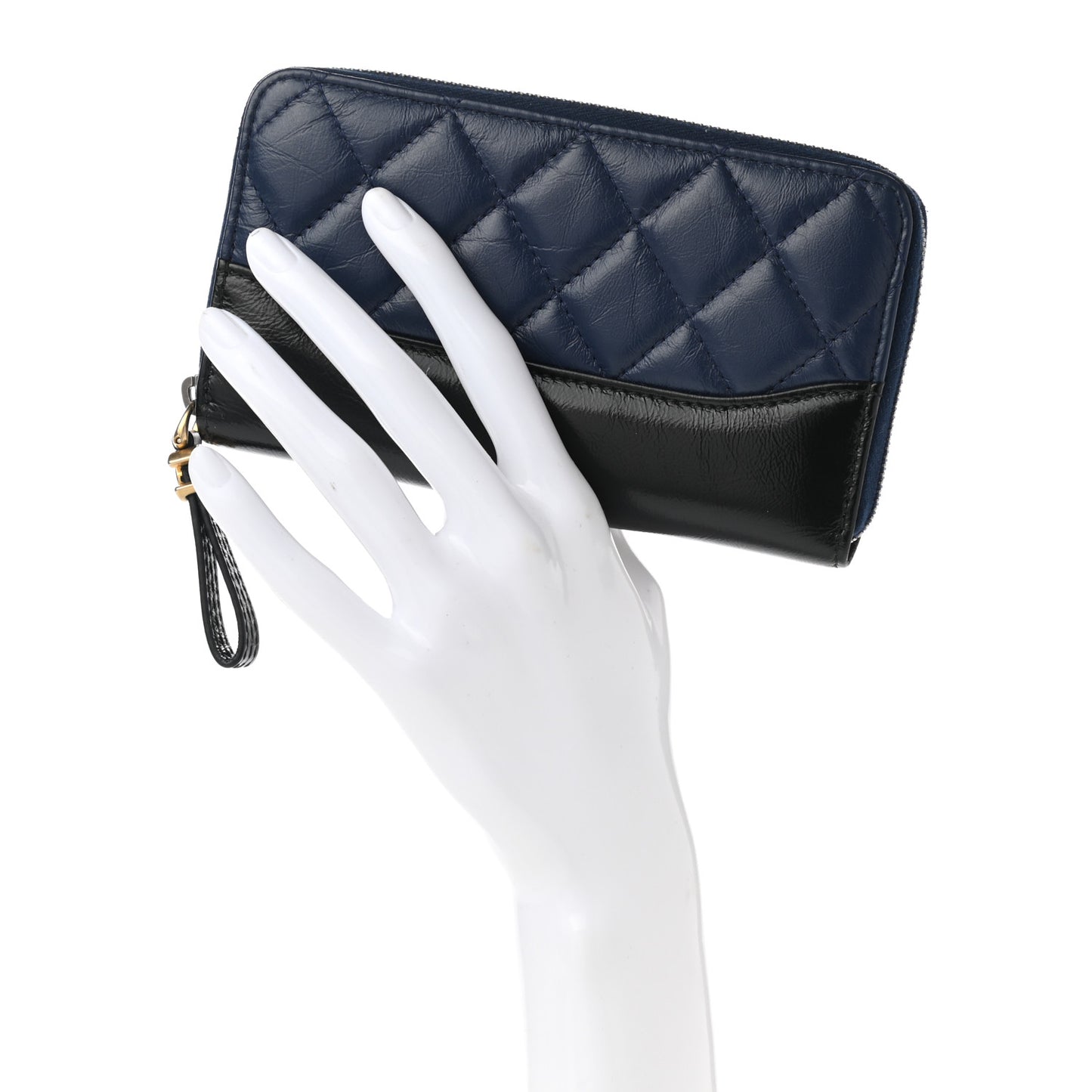 Aged Calfskin Quilted Small Gabrielle Zip Around Wallet Blue Black