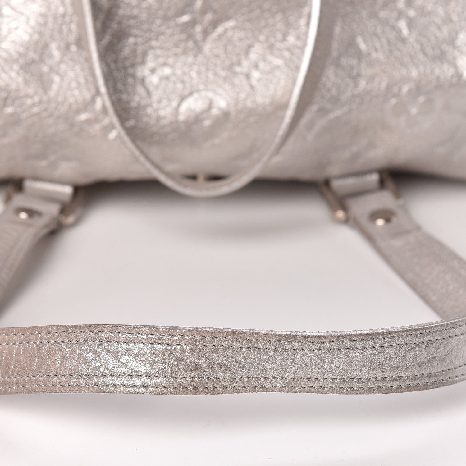 Louis Vuitton Monogram Shimmer Comete Silver 21 of 21