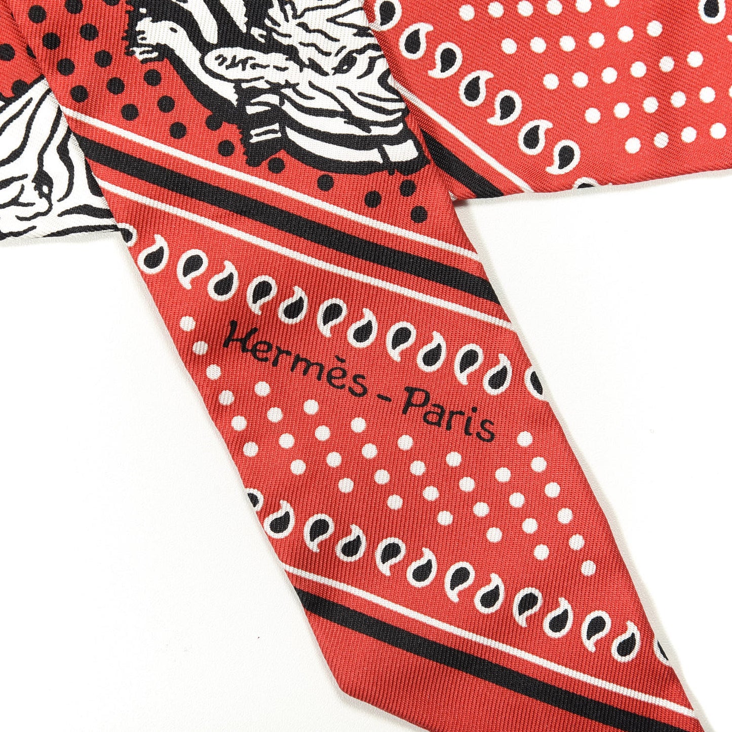 Silk Les Zebres Twilly Rouge Black White