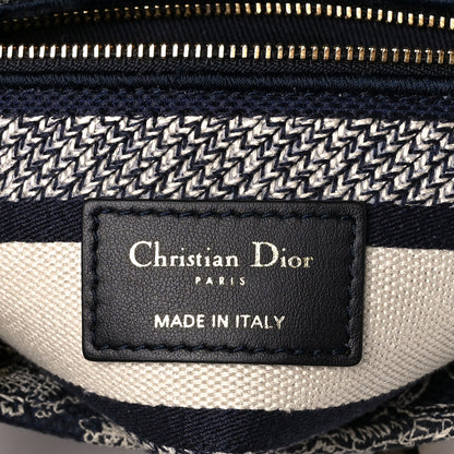 Christian Dior Canvas Toile De Jouy Reverse Embroidered Medium Lady D-Lite Navy 5 of 9