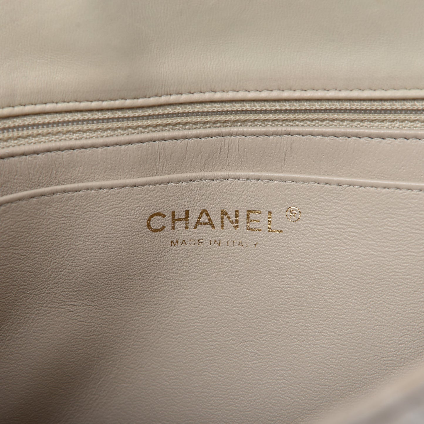 Lambskin Quilted Jumbo Single Flap Ivory