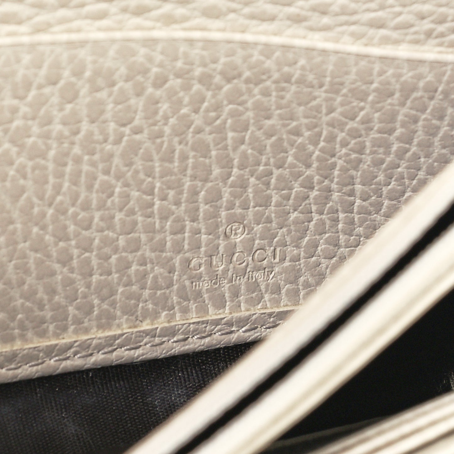 Dollar Calfskin GG Supreme Monogram GG Marmont Continental Wallet Mystic White Beige Ebony