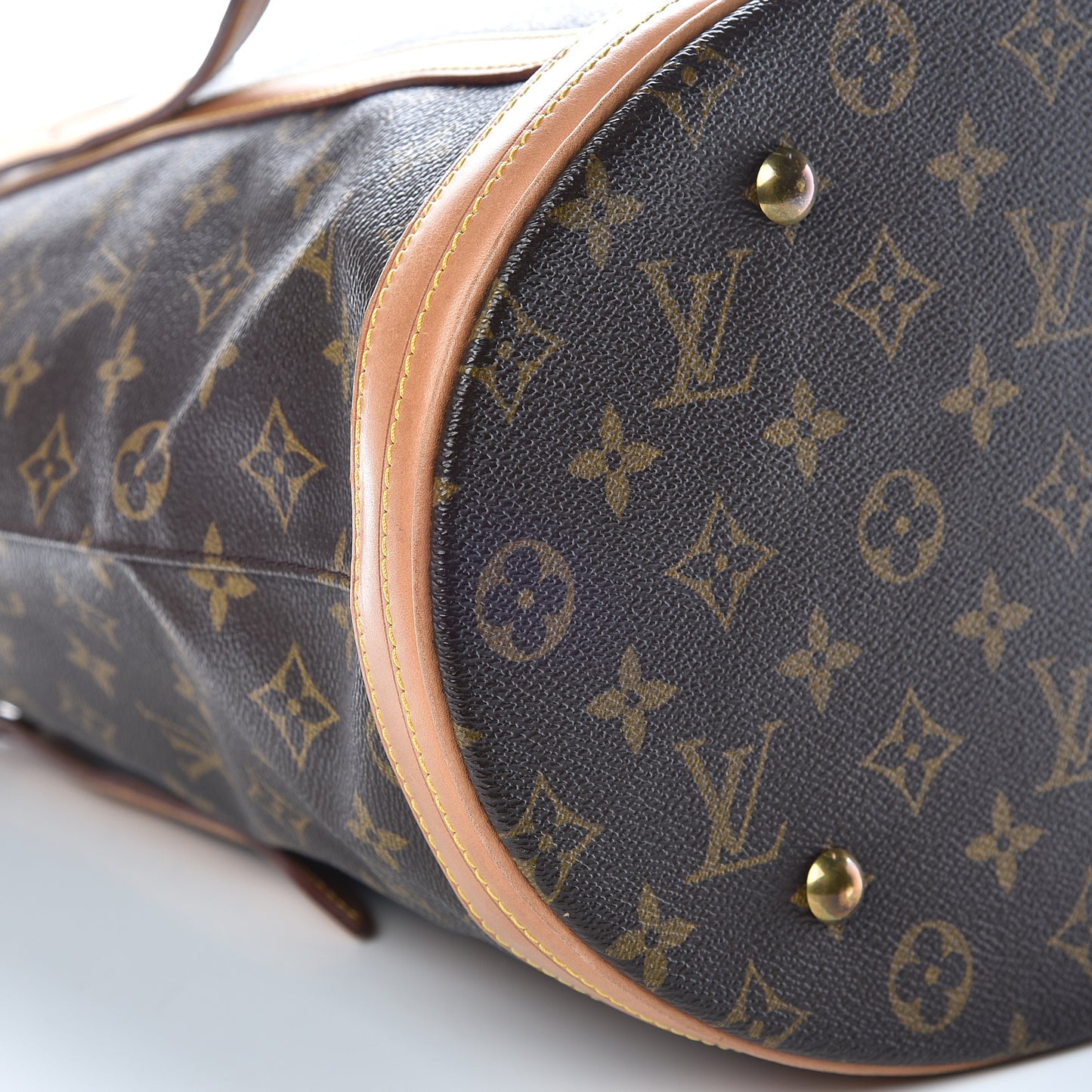 Monogram Bucket 27
