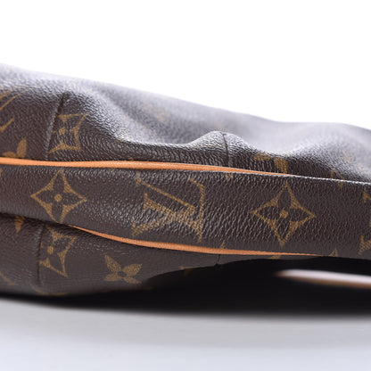 Louis Vuitton Monogram Croissant MM 8 of 9