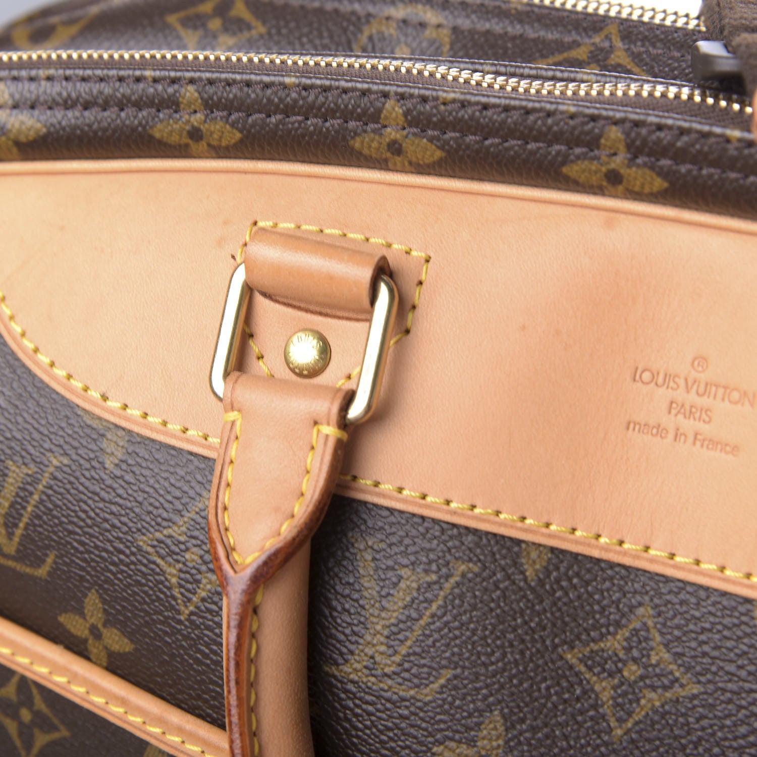 Louis Vuitton Monogram Alize 24 Heures Luggage 11 of 11