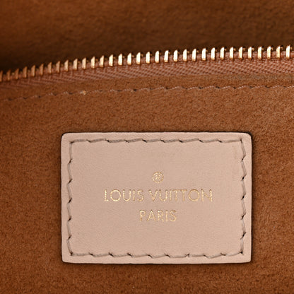 Louis Vuitton Empreinte Monogram Giant Onthego GM Creme 6 of 12