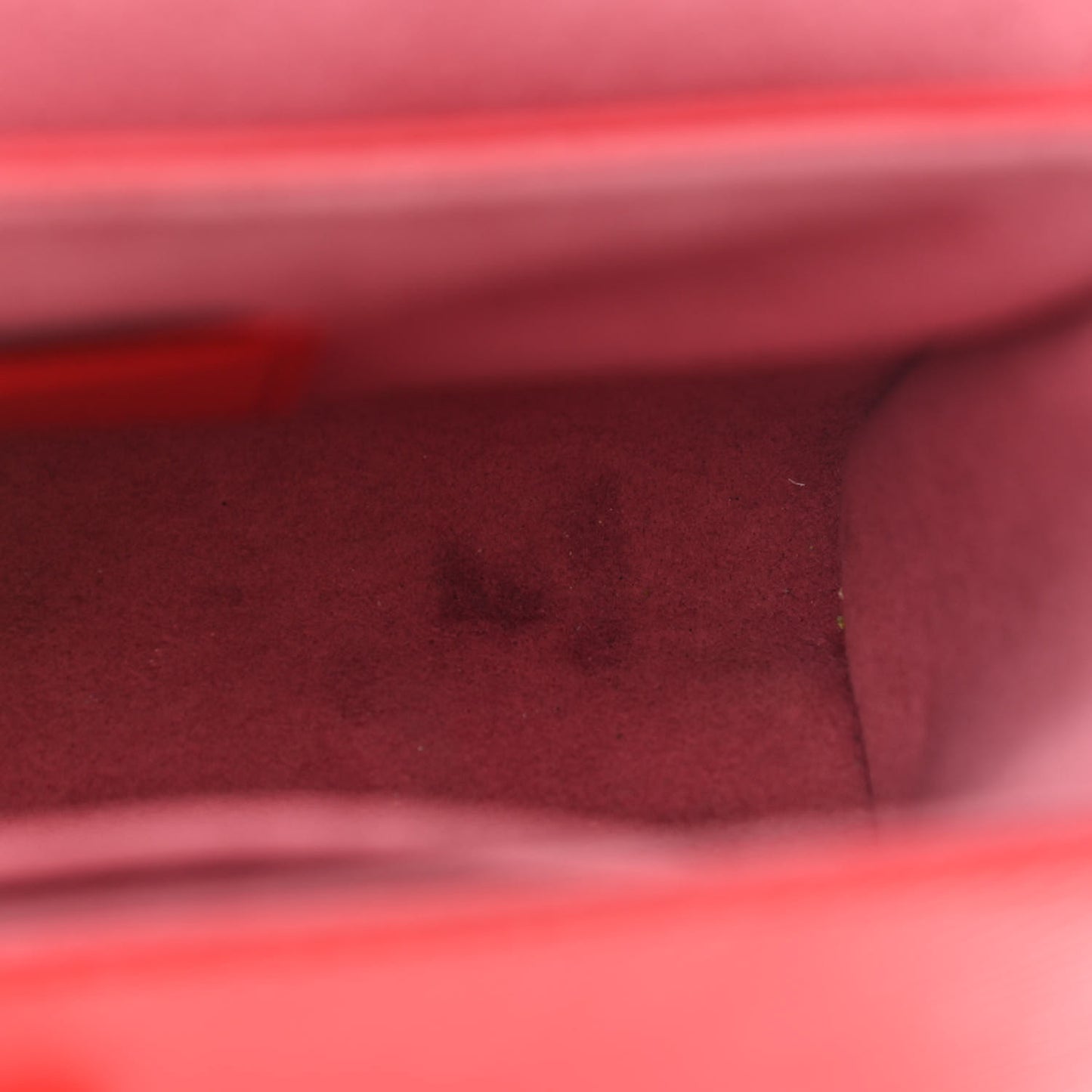Epi Twist Shoulder Bag MM Coquelicot