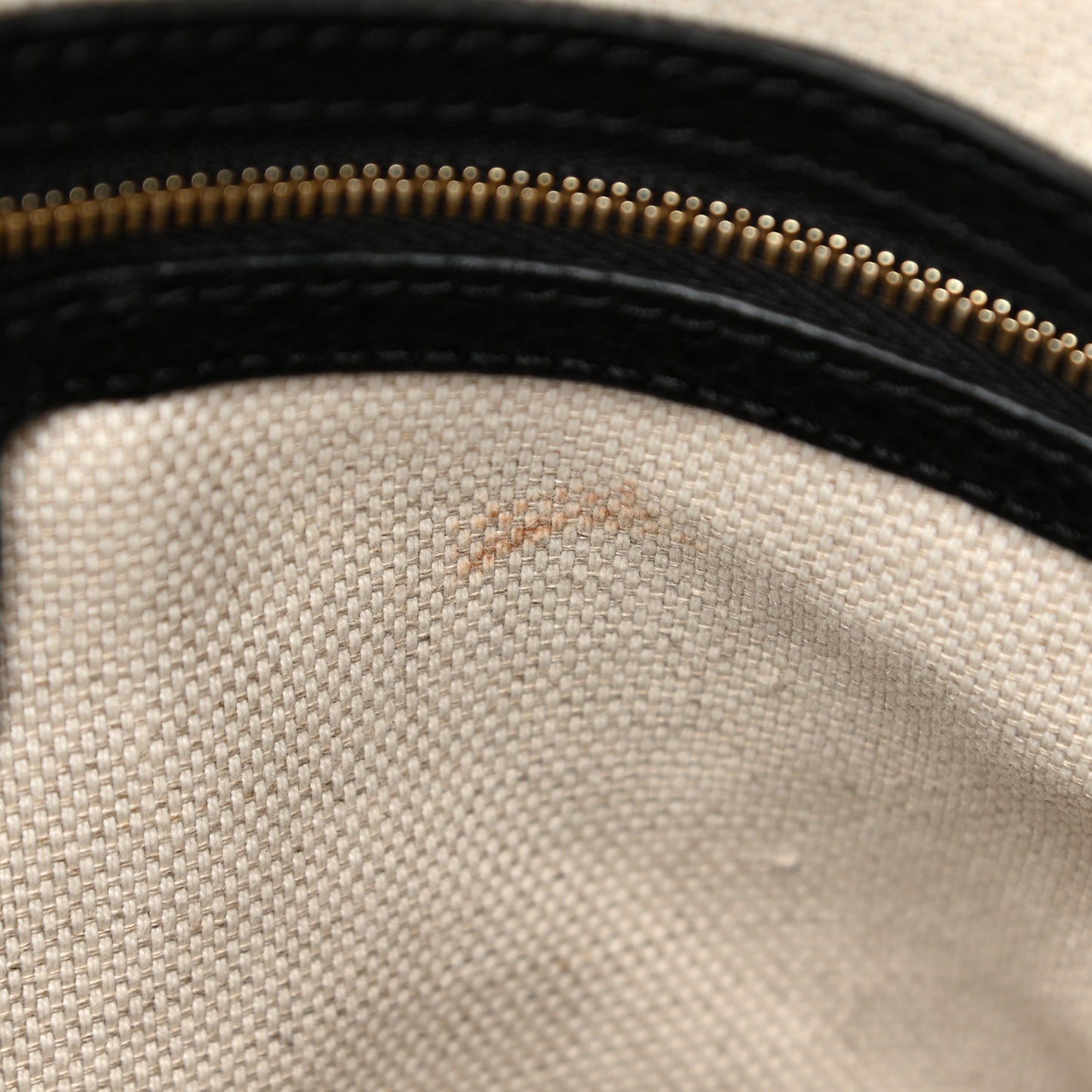 Pebbled Calfskin Large Soho Hobo Black