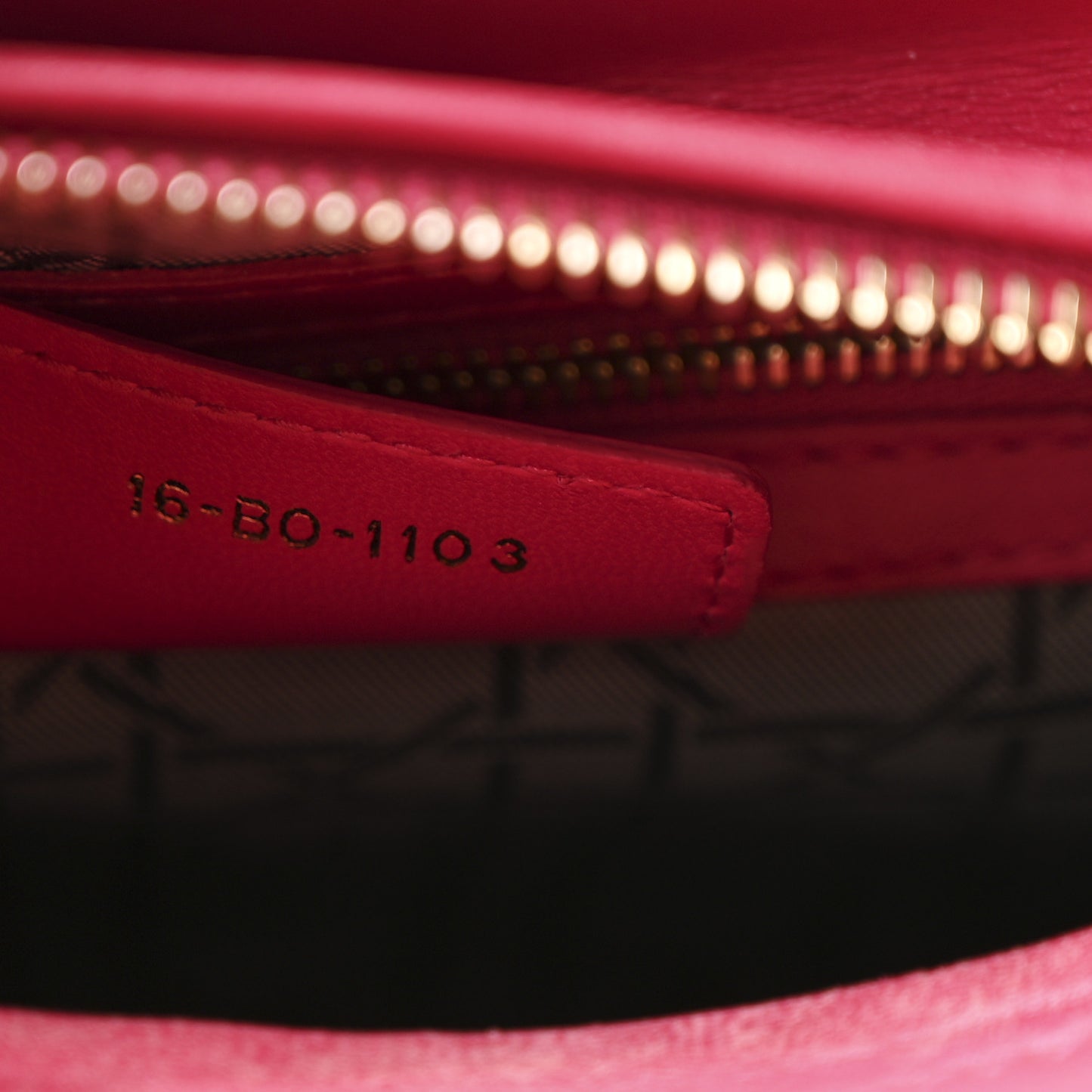 Lambskin Cannage Medium Lady Dior Fuchsia