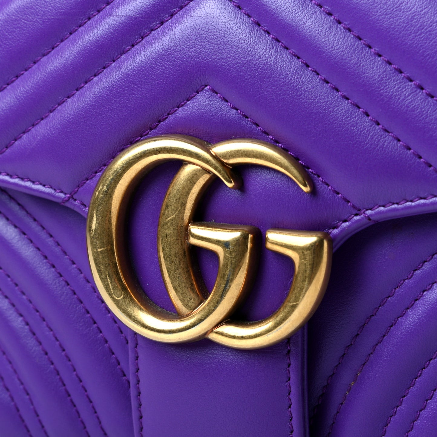 Calfskin Matelasse Sylvie Web Small GG Marmont Top Handle Shoulder Bag Shine Purple
