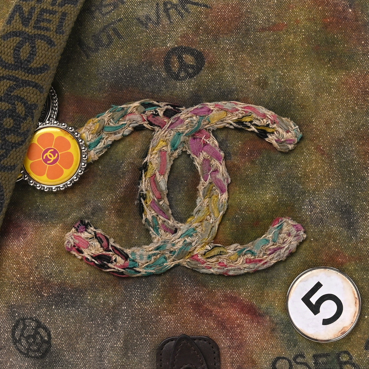 Chanel Washed Toile Graffiti On The Pavements Messenger Khaki Multicolor 8 of 10