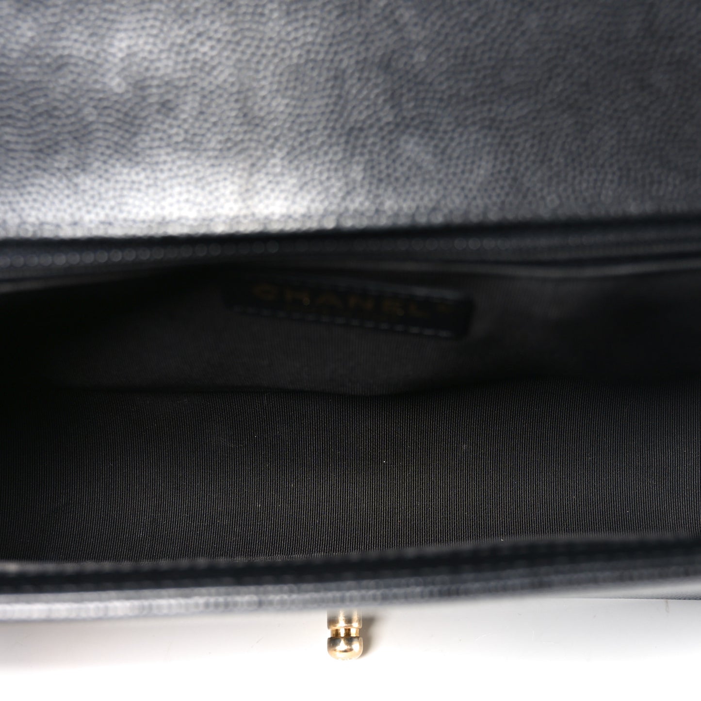 Caviar Quilted New Medium Boy Flap Black