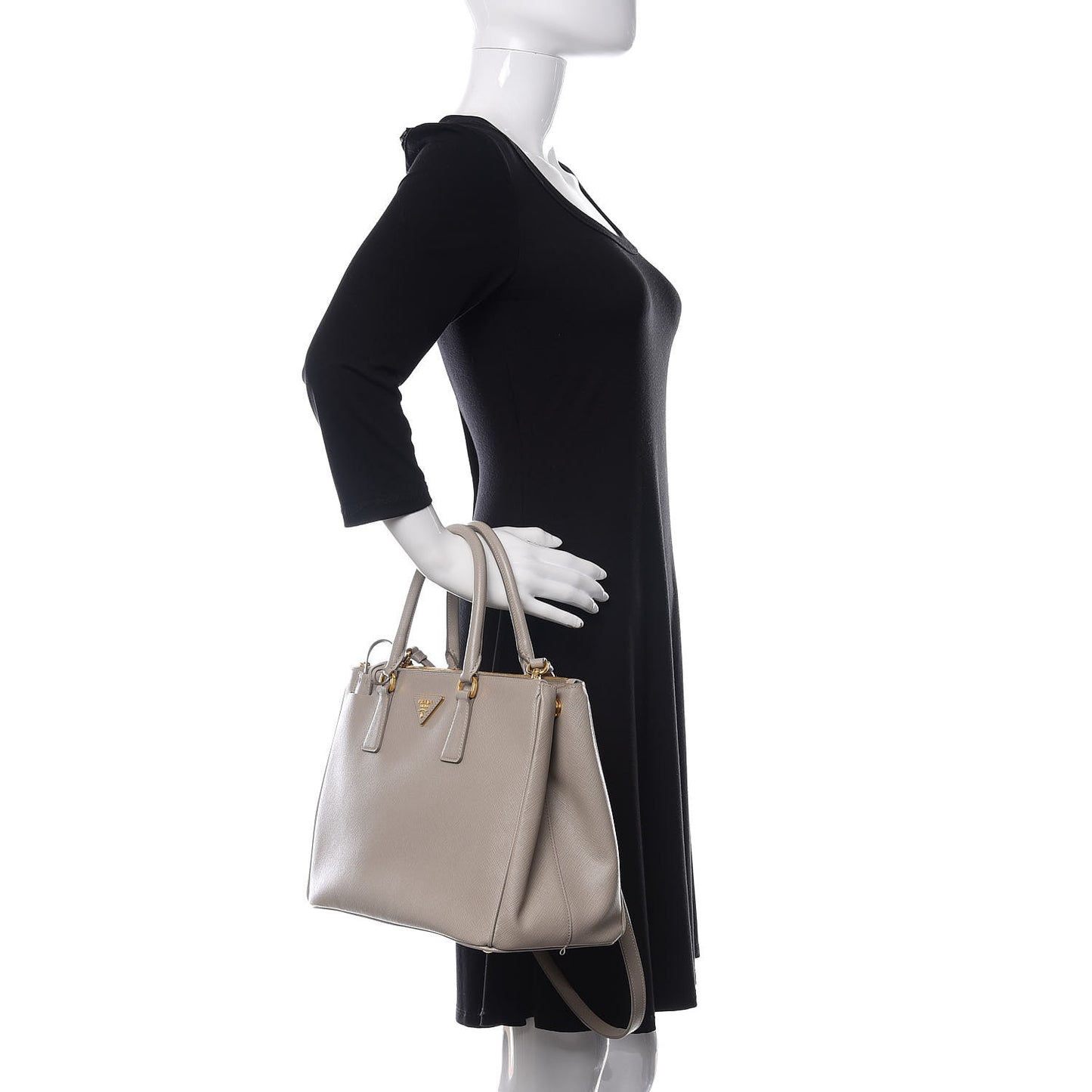 Saffiano Medium Galleria Double Zip Tote Pomice