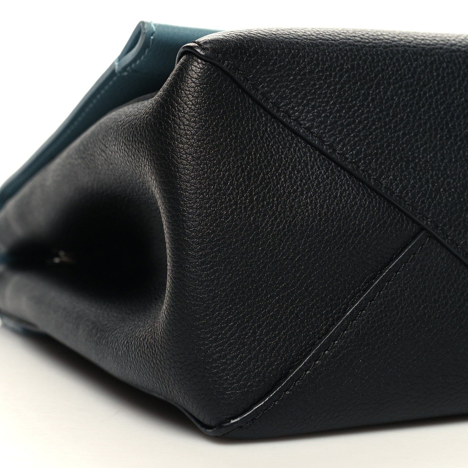 Louis Vuitton Soft Calfskin Lockme II Top Handle Sky 9 of 10