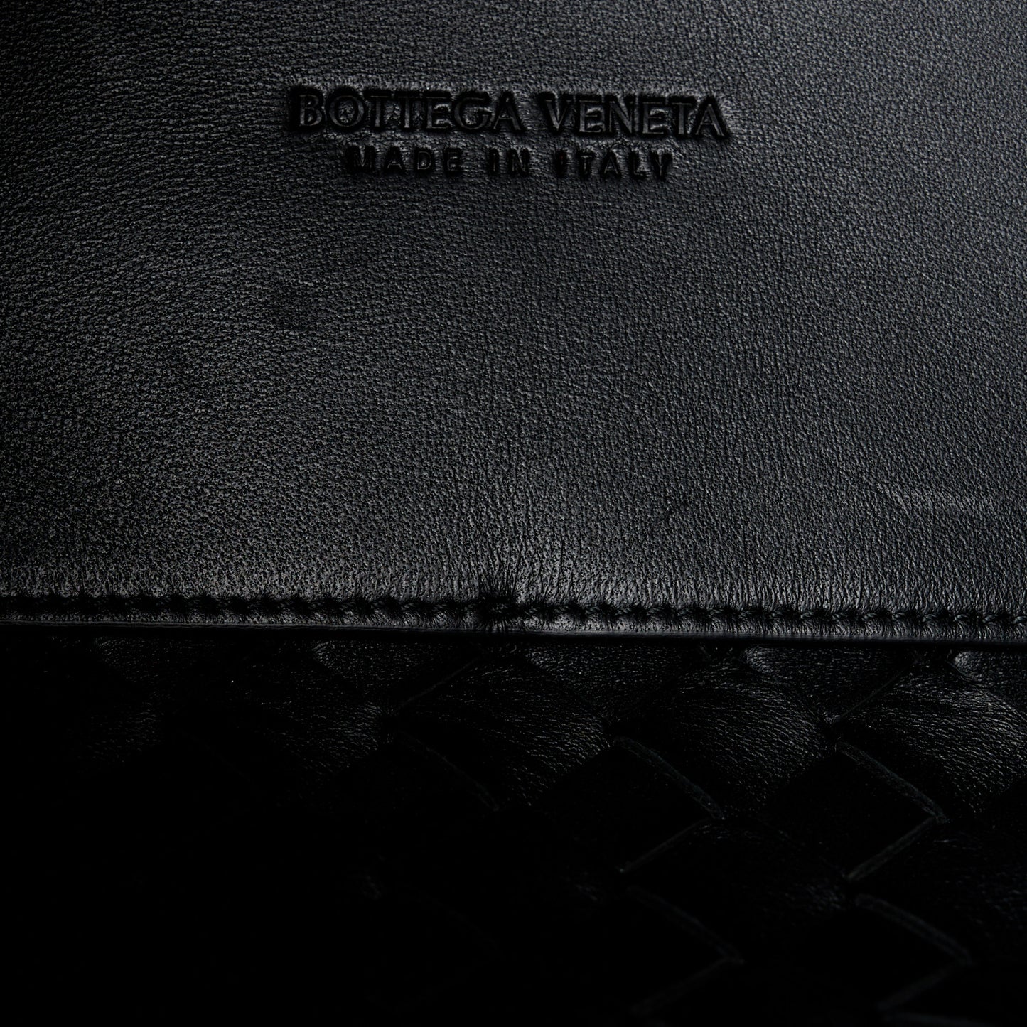 Nappa Intrecciato Medium Andiamo Shoulder Bag Black
