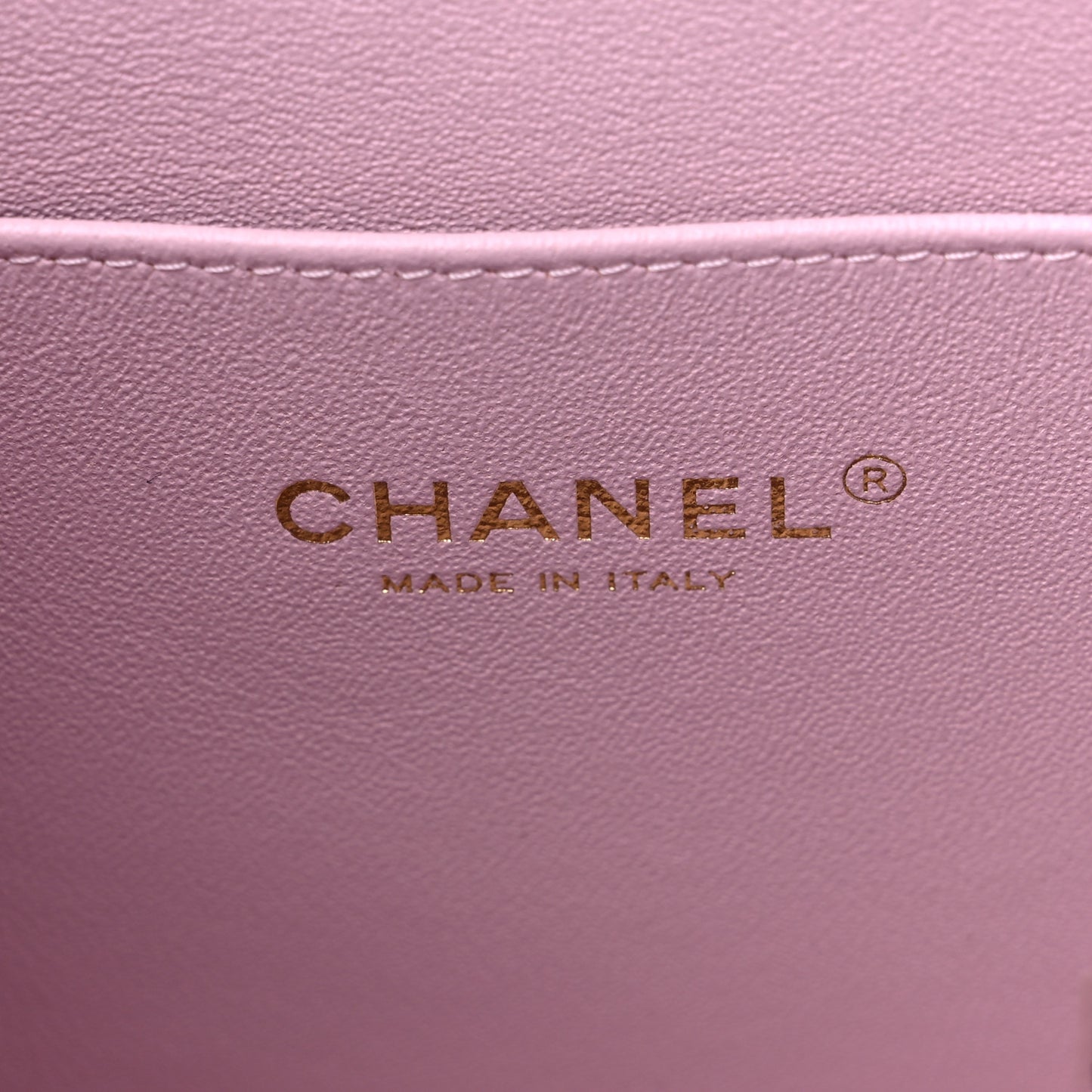 Caviar Quilted Small Top Handle Vanity Case With Chain Light Pink