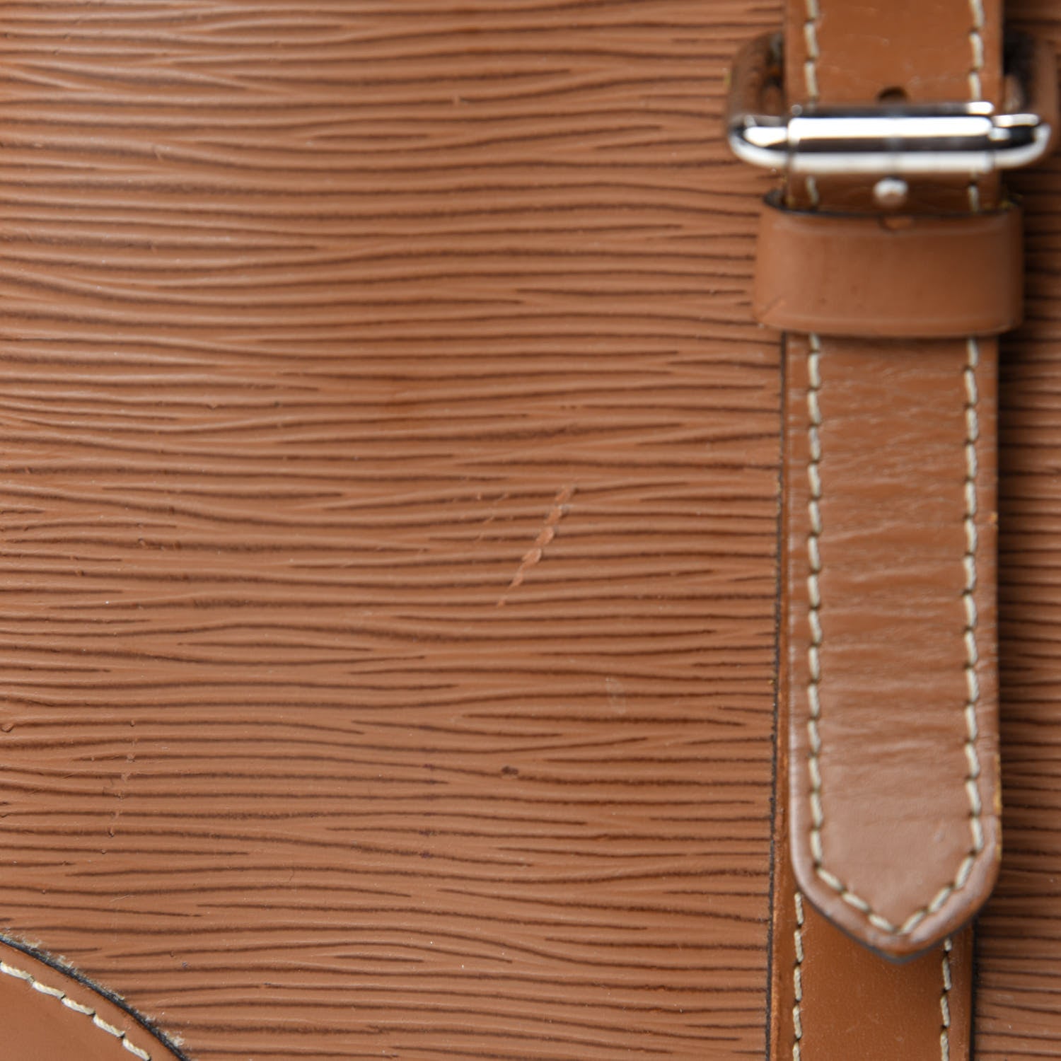 Louis Vuitton Epi Segur MM Cannelle 15 of 20