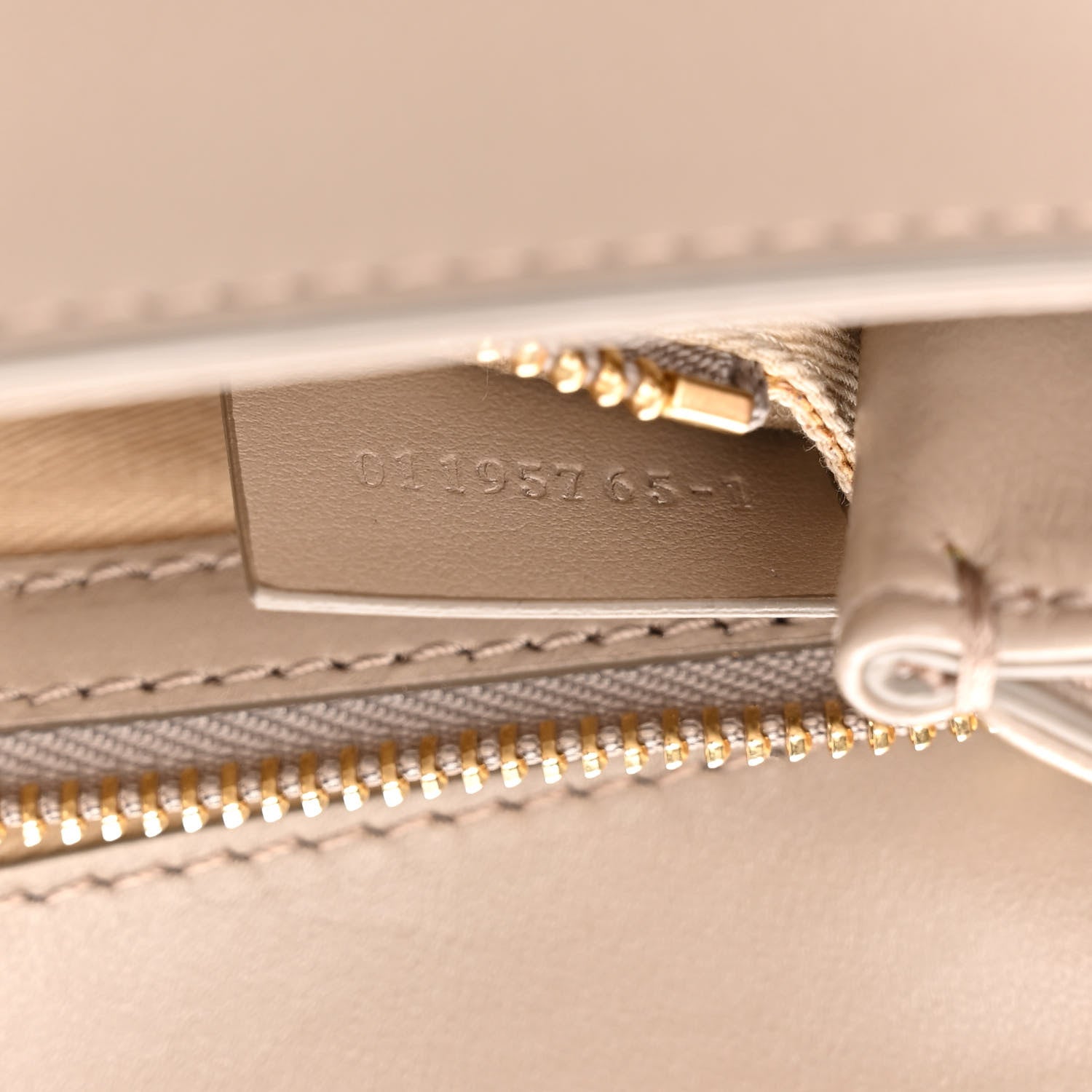 Chloe Calfskin Small C Double Carry Motty Grey 7 of 11