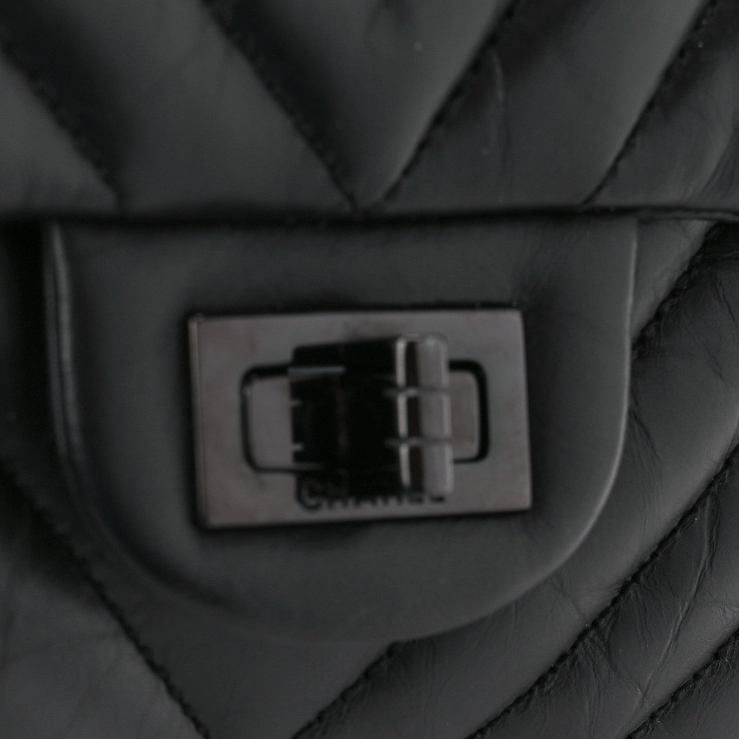 Chanel Aged Calfskin Chevron Quilted 2.55 Reissue 226 So Black 8 of 11