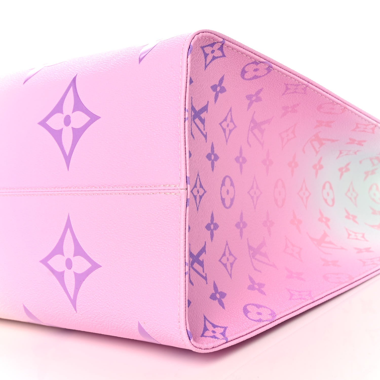 Louis Vuitton Monogram Giant Spring In The City Onthego GM Sunrise Pastel 7 of 7