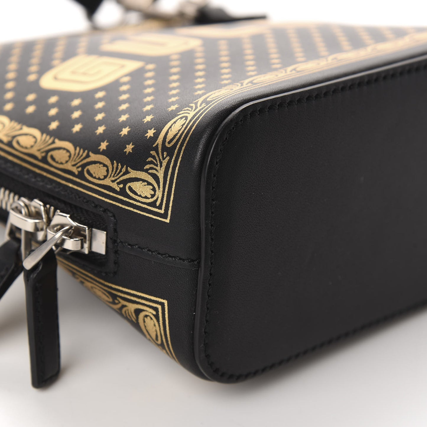 X SEGA Calfskin GUCCY Stars Mini Dome Shoulder Bag Black Gold