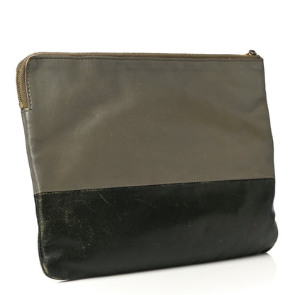 Celine Smooth Lambskin Bi-Color Solo Clutch Pouch Army Green 3 of 32