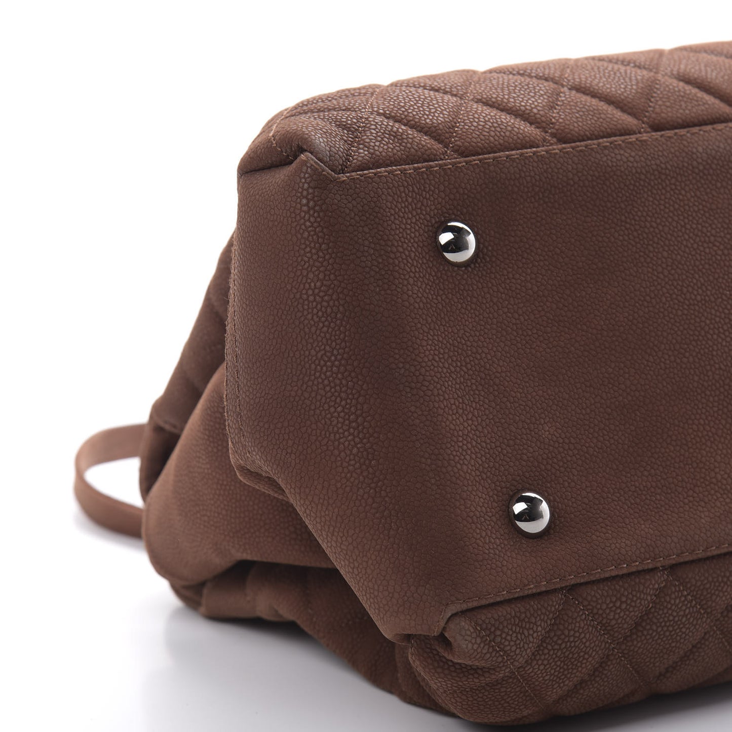 Iridescent Caviar Quilted Shoulder Bag Brown