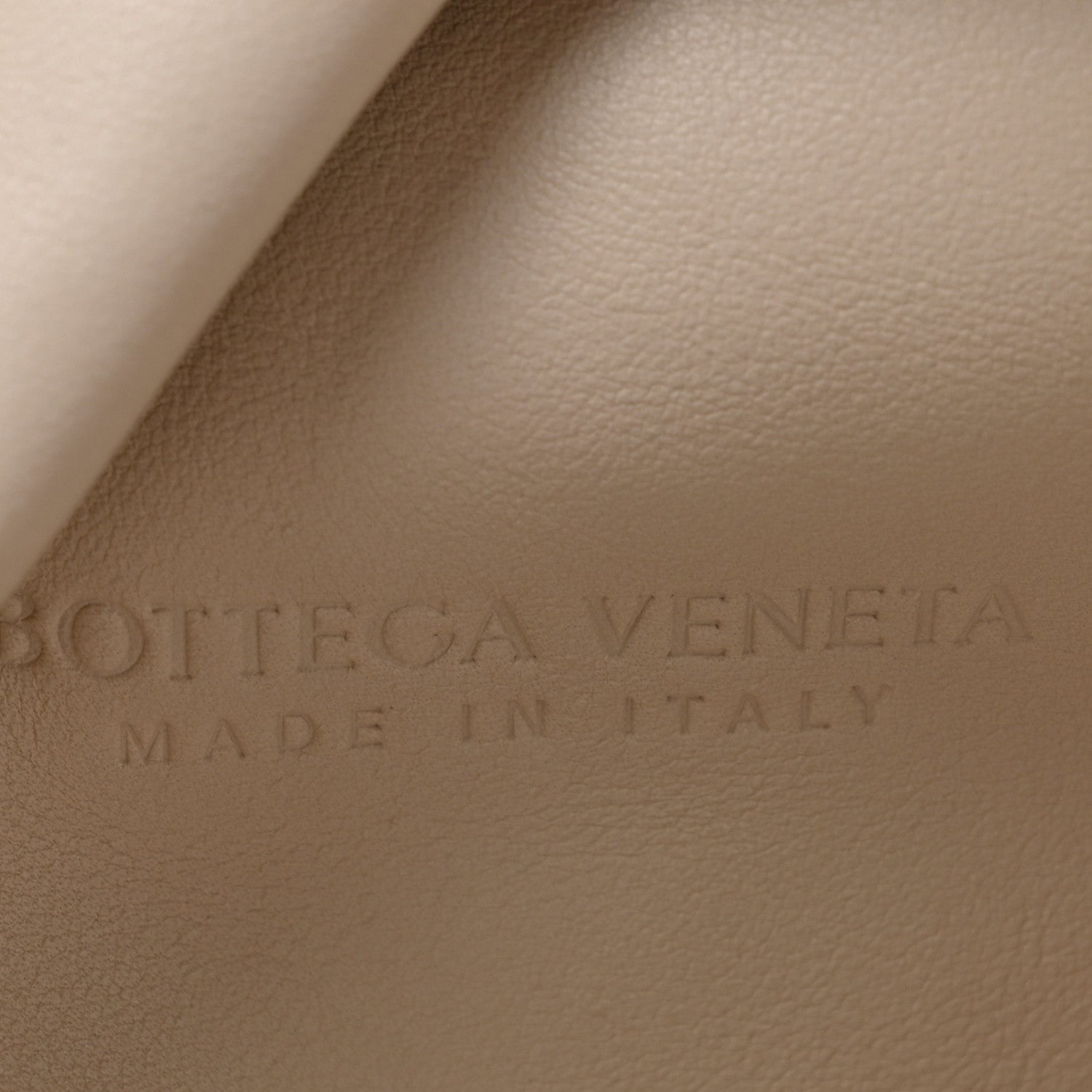 Bottega Veneta Smooth Butter Calf The Pouch Oversized Clutch Plaster 6 of 10