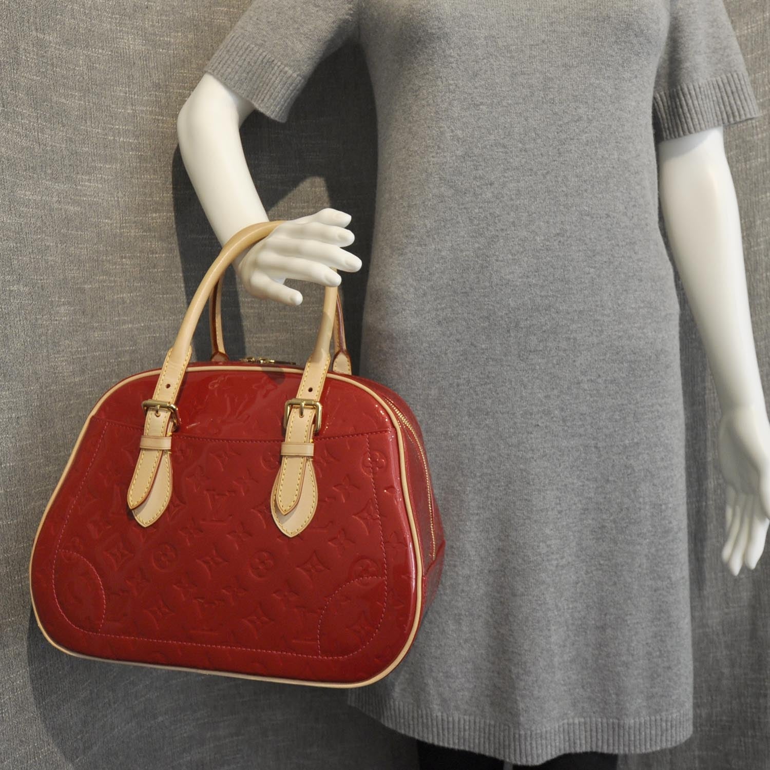 Louis Vuitton Vernis Summit Drive Pomme D'Amour 3 of 9