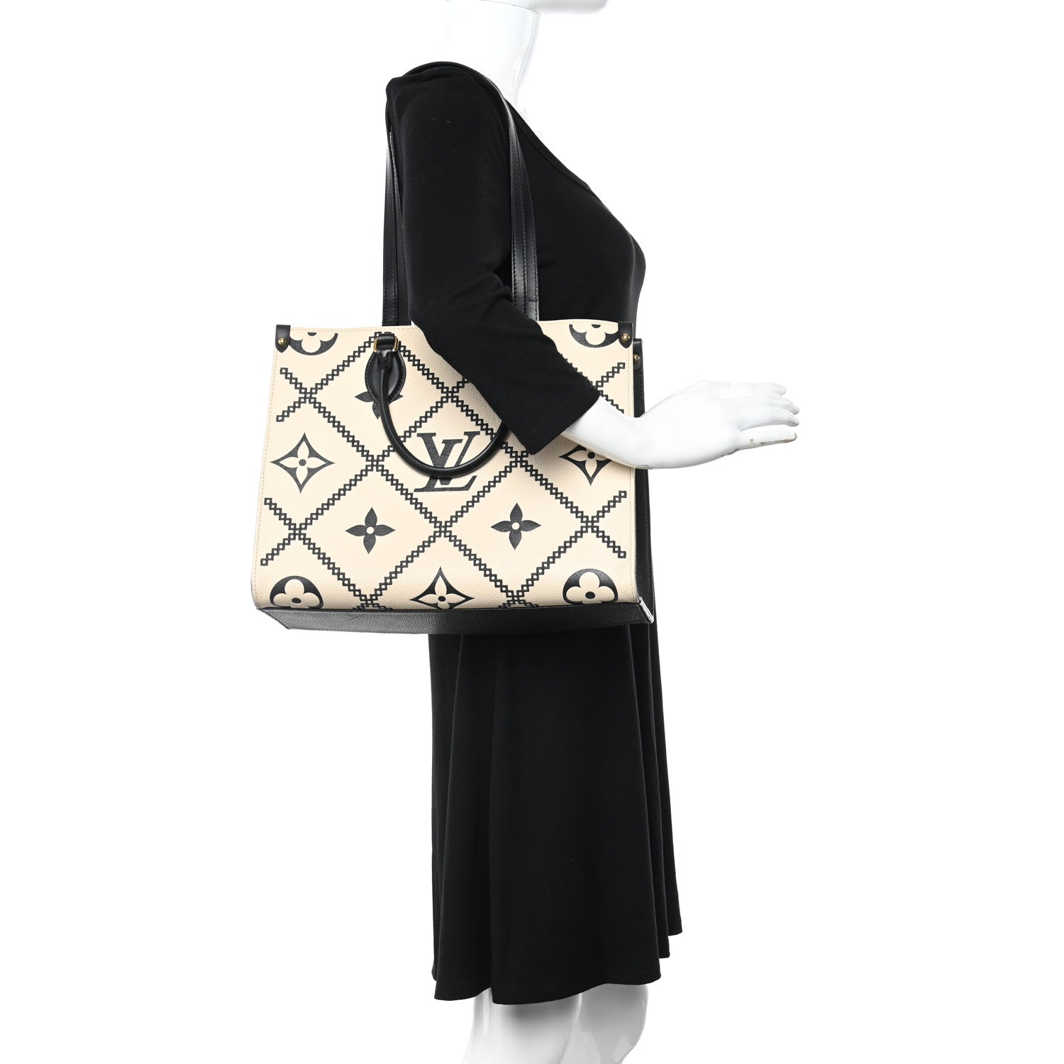 Louis Vuitton Empreinte Monogram Giant Broderies Onthego MM Cream Black 2 of 9