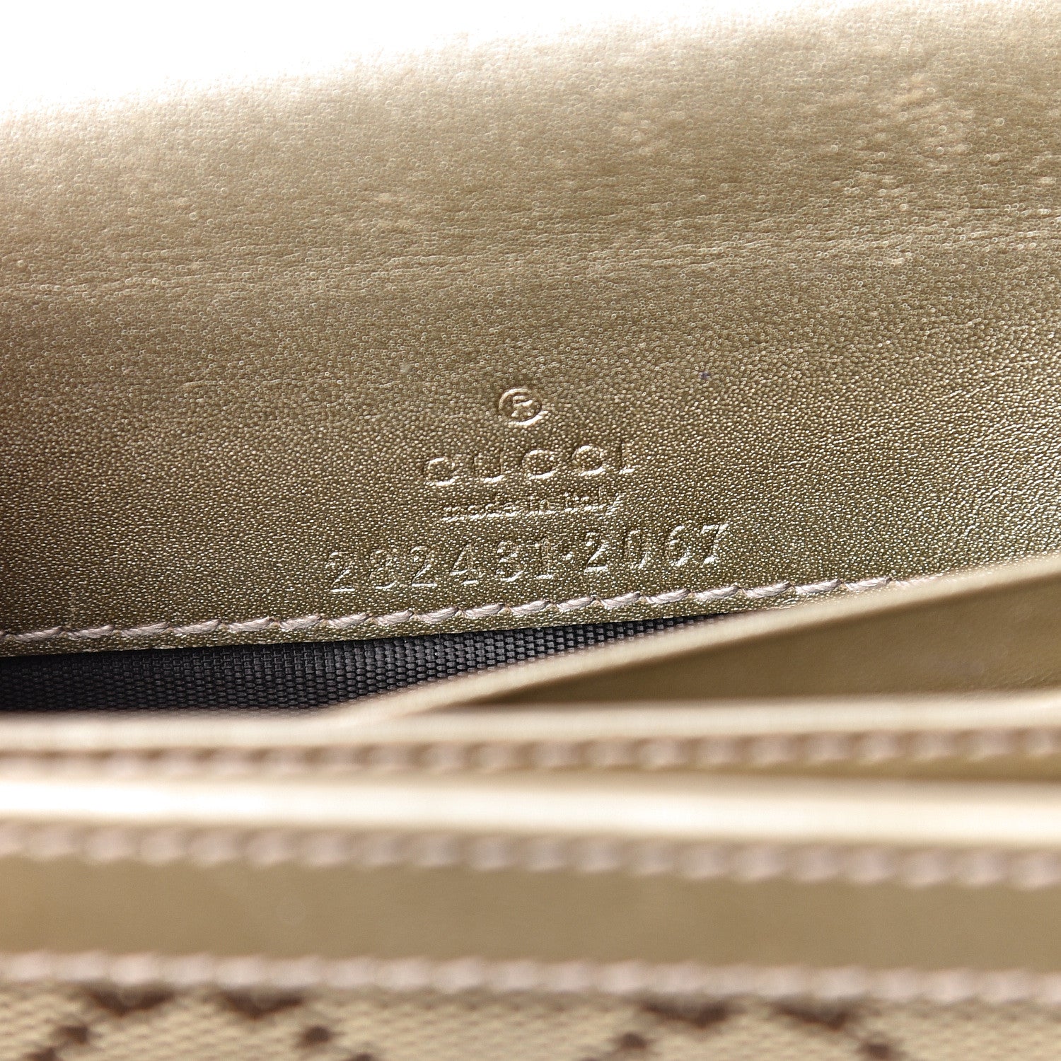 Gucci Monogram Margaux Calfskin Sukey Continental Wallet Beige Ebony Golden Beige 6 of 15