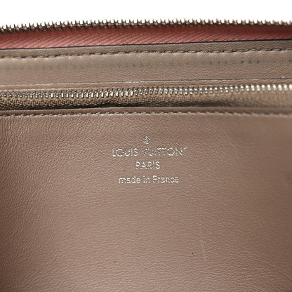 Louis Vuitton Veau Cachemire Comete Wallet Magnolia 6 of 9