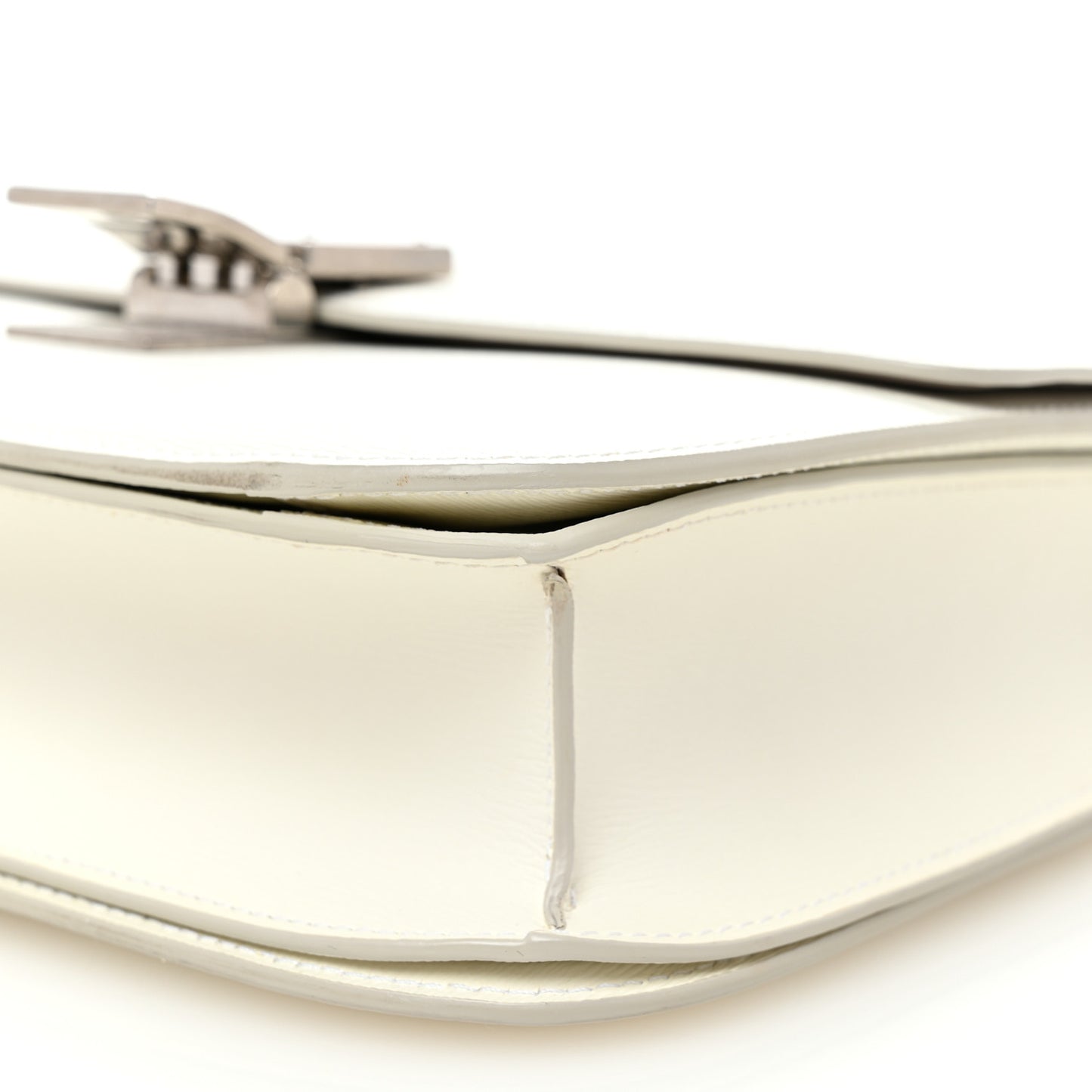 Liege Calfskin Medium Classic Box Flap Bag White